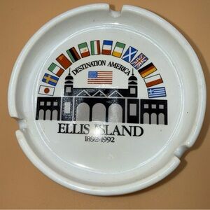 Vintage 1982-1992 Ellis Island Commemorative White Ashtray4” destination America